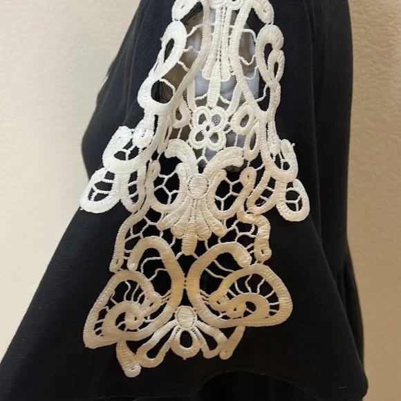 NWT Zara Black Linen & Lace Blouse - Picture 4 of 8